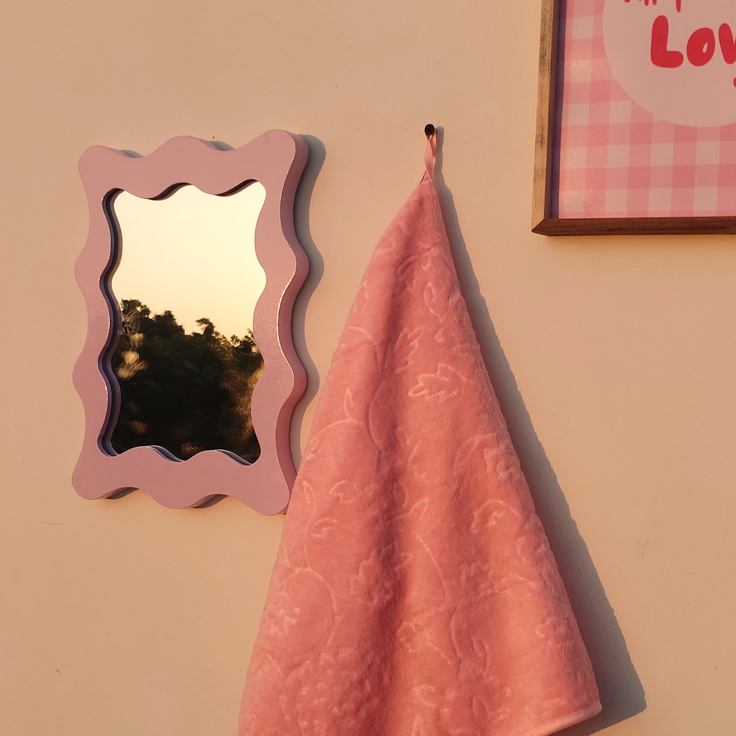 Squiggle Mirror