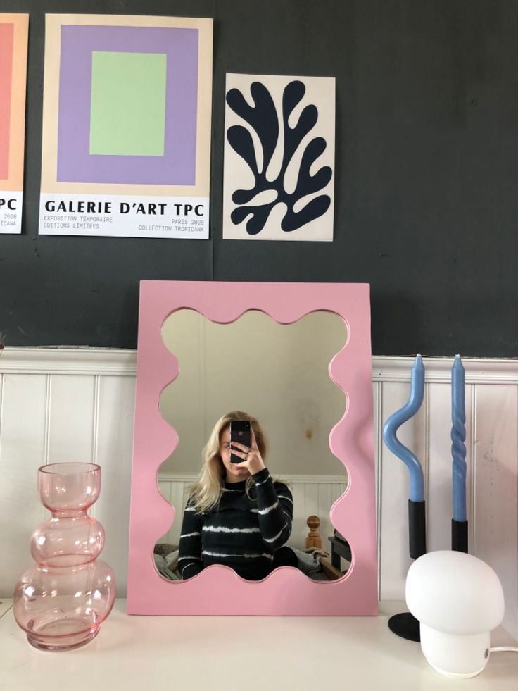 Cute Wavy Mirror