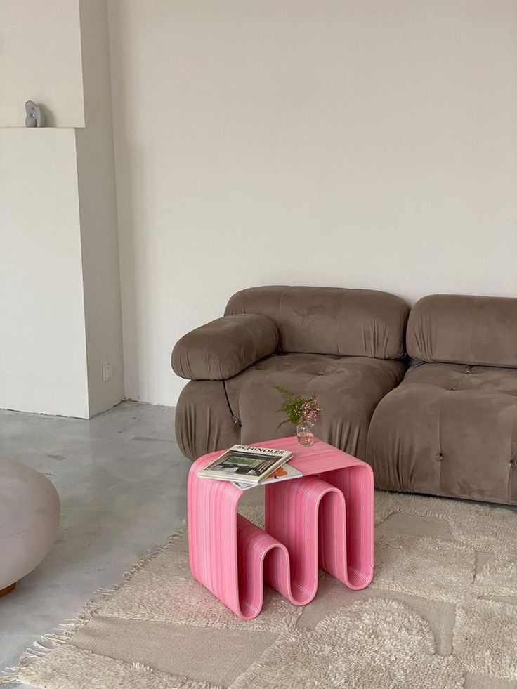 Wave Accent Table