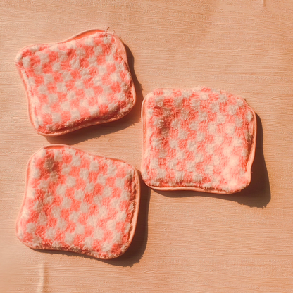 Cute Checkered Coaster – Set of 1