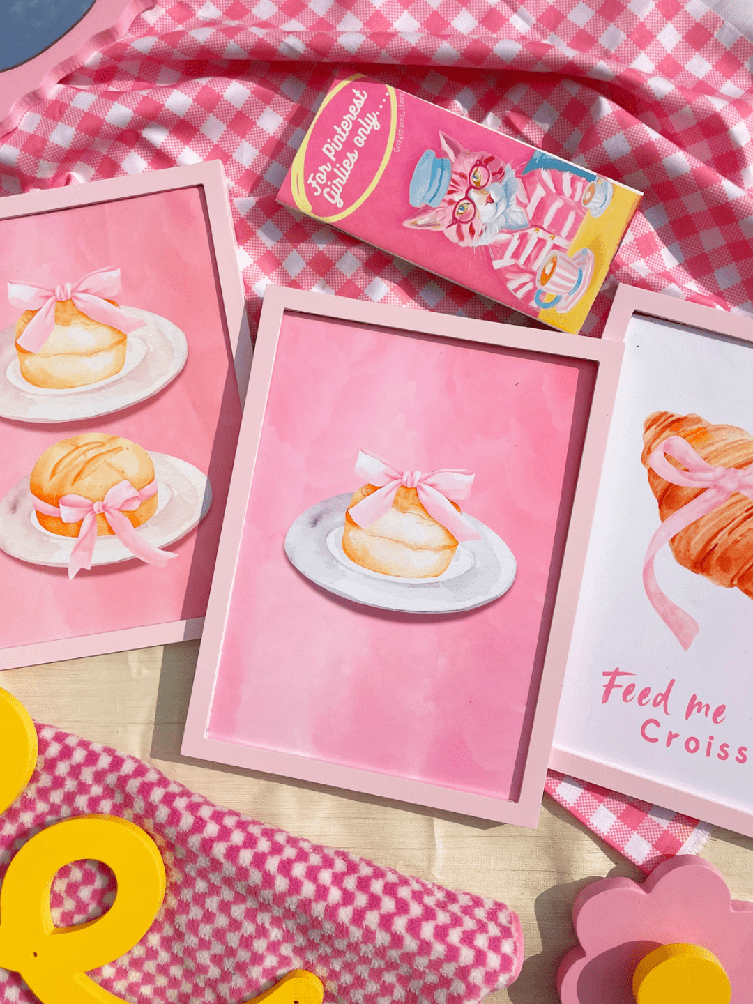 Coquette scone Print