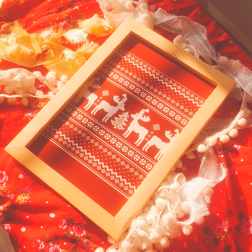 Festive Reindeer Frame