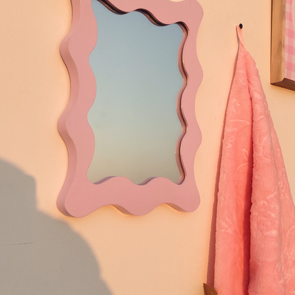 Squiggle Mirror