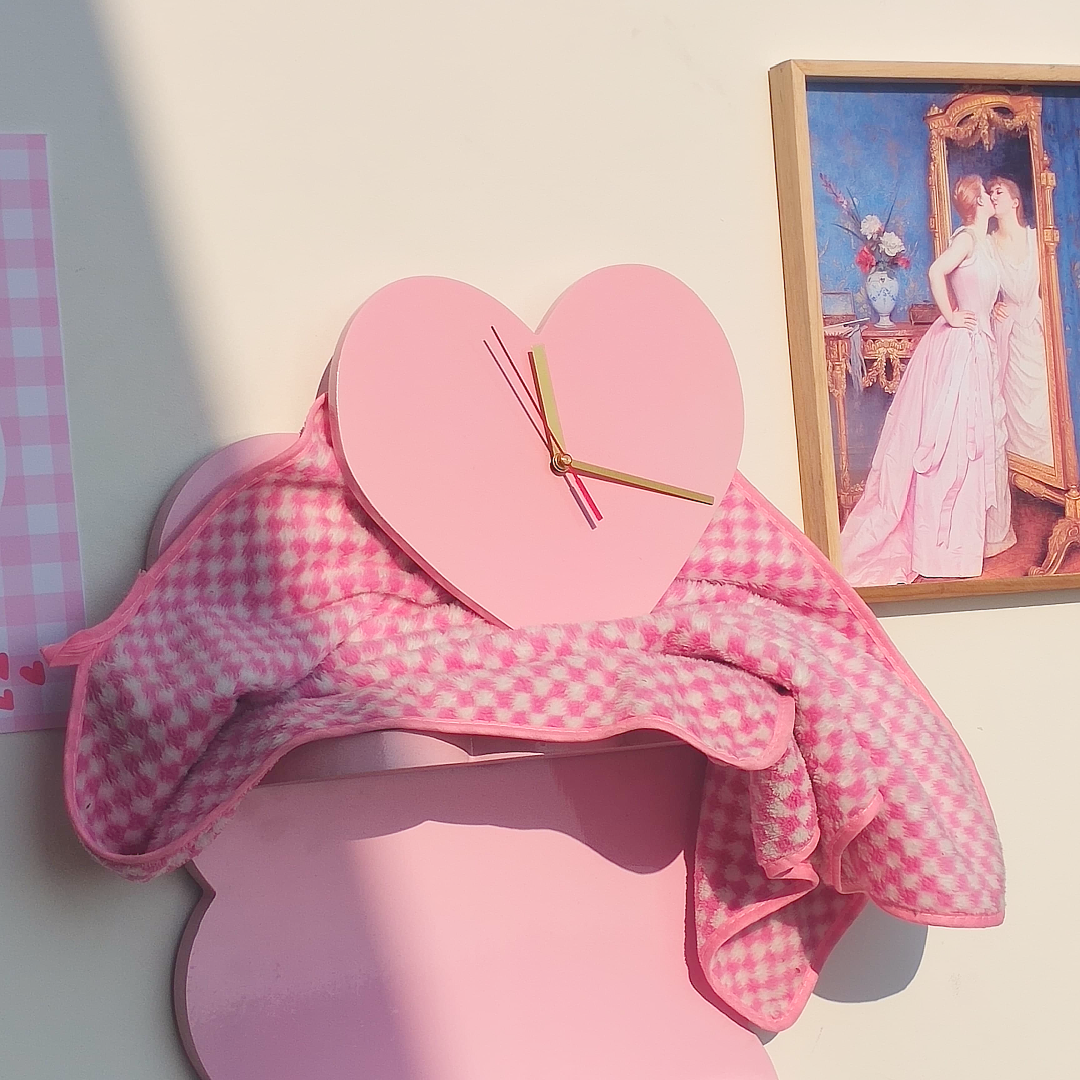 Galentine Clock