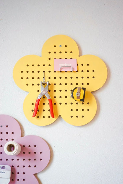 Daisy Pegboard