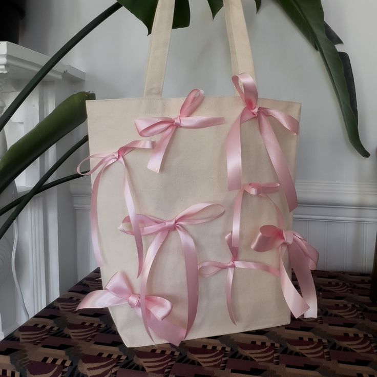 Coquette bow- tote bag