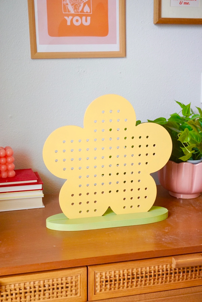 Daisy Pegboard
