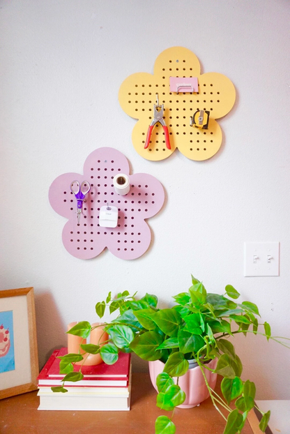 Daisy Pegboard