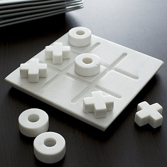 Tic-Tac-Toe as Coffee table decor